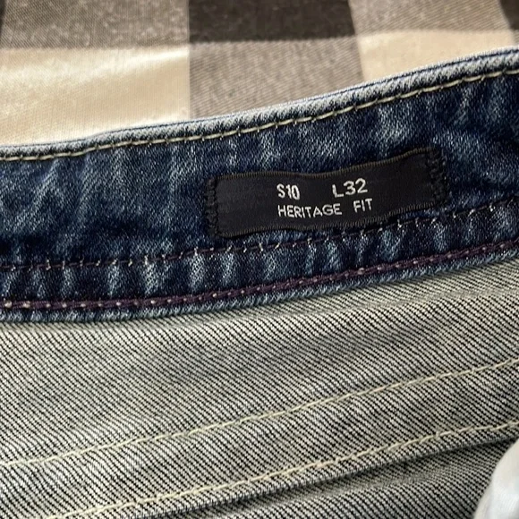 Vigoss Heritage Fit Long Bermuda Jean Shorts Size 10 x 11 Thick Stitch Metallic